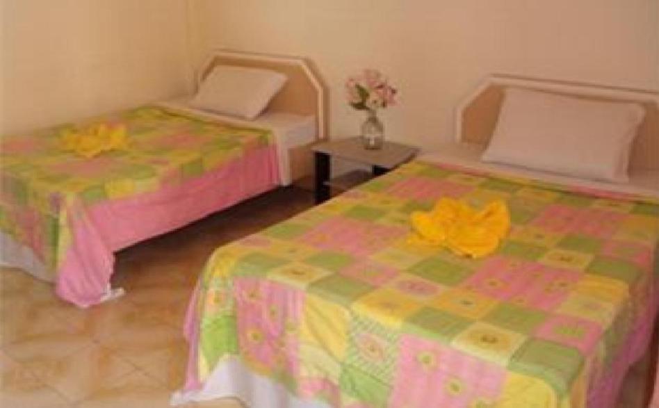 Alliyah'S Beach Resort Balabag  Oda fotoğraf