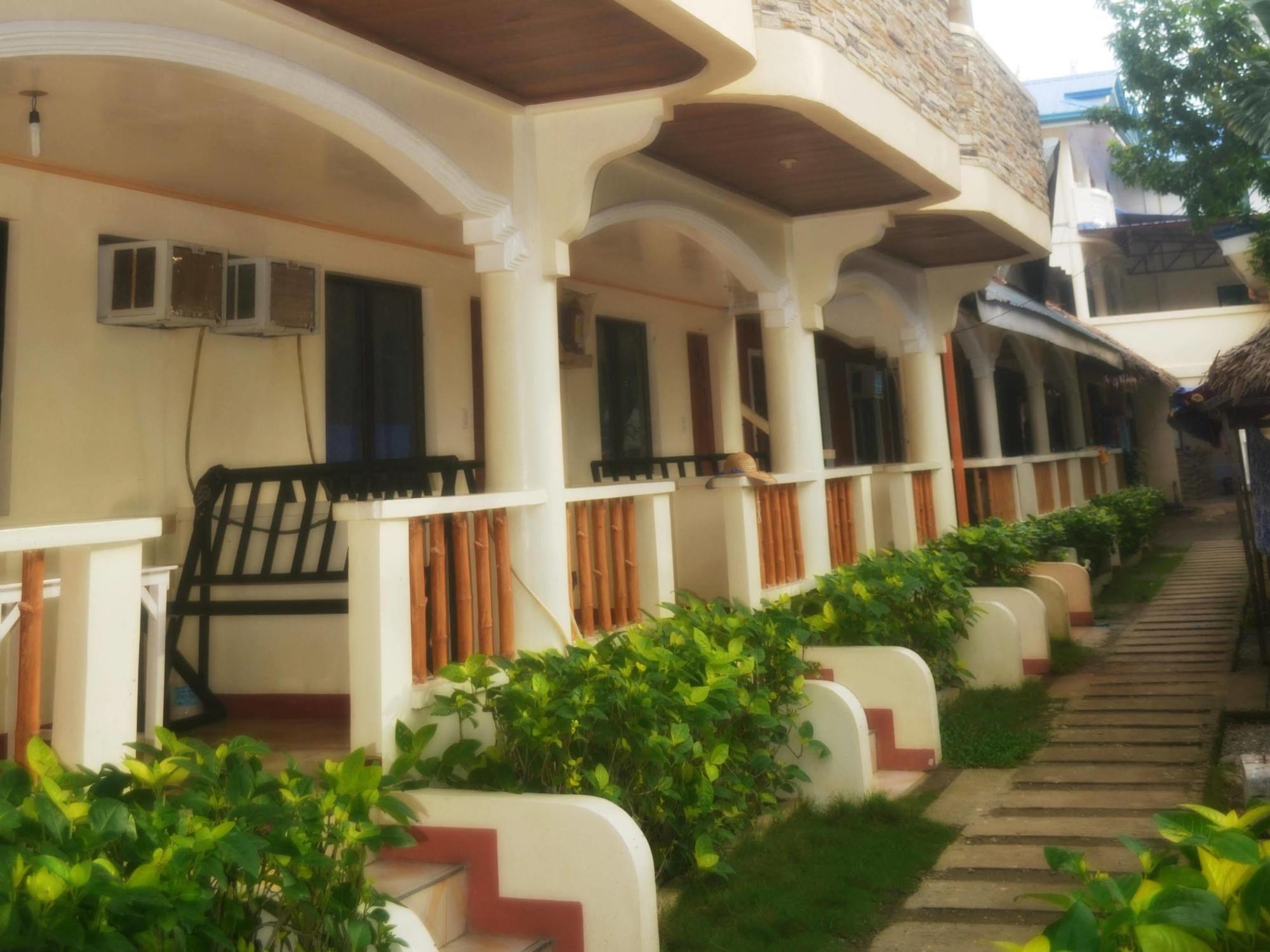 Alliyah'S Beach Resort Balabag  Dış mekan fotoğraf